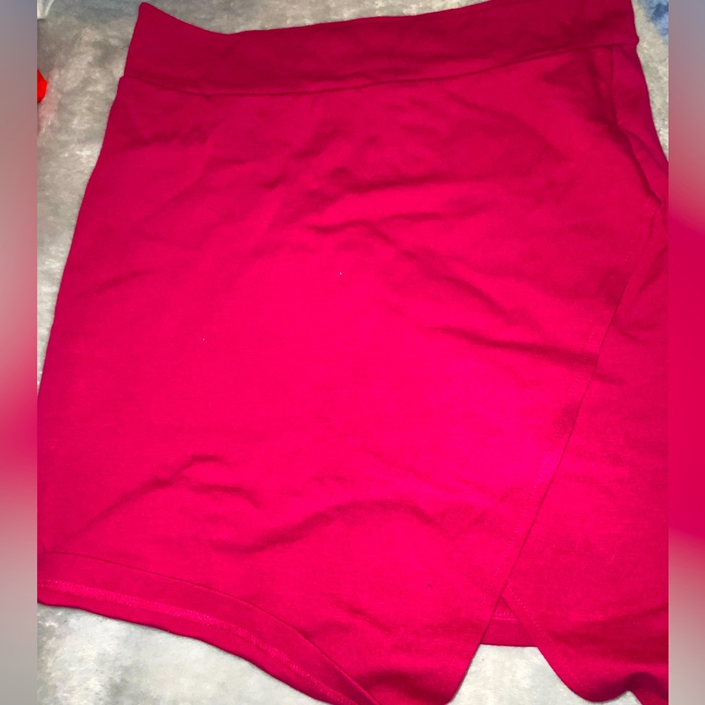 Pink one leg slit skirt